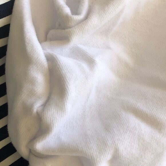 3/$25 WALTER BAKER Betina Mixed Media Blouse Top Size M - Picture 7 of 9